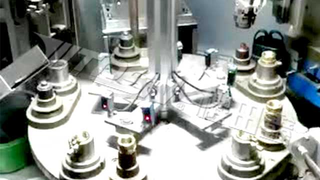 櫻田鑫--分割器